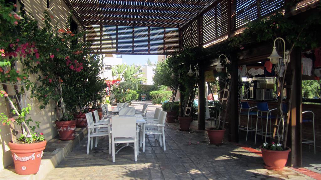 Senator Hotel Apartments - Adults Only Agia Napa Exterior foto